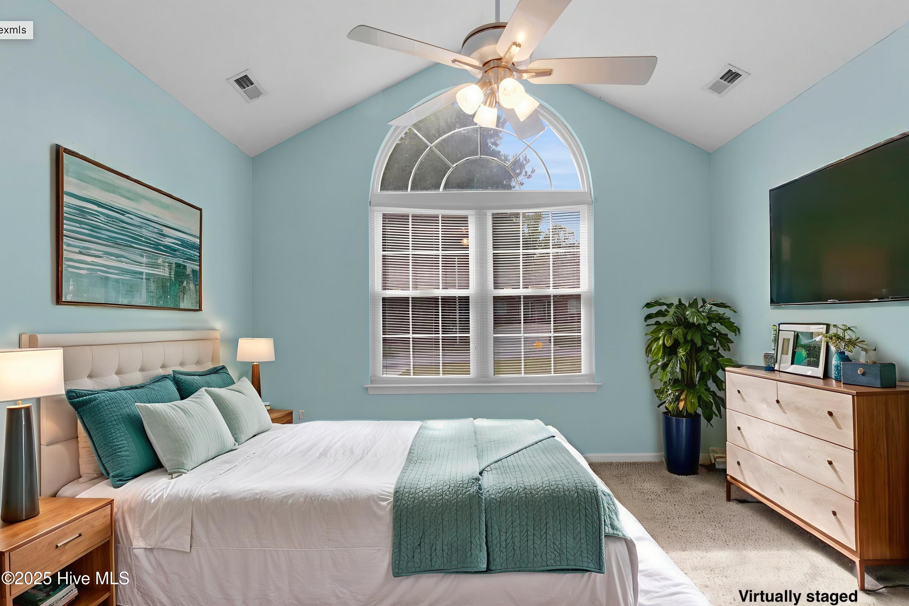 305 Drake Landing New Bern, NC 28560 - Photo 17 of 42 Virtual Staging Cloud - Screenshot-2025-