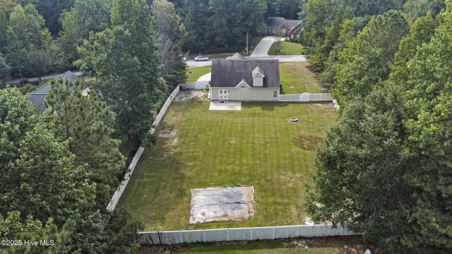 $395,000 | 305 Drake Landing, New Bern, NC 28560