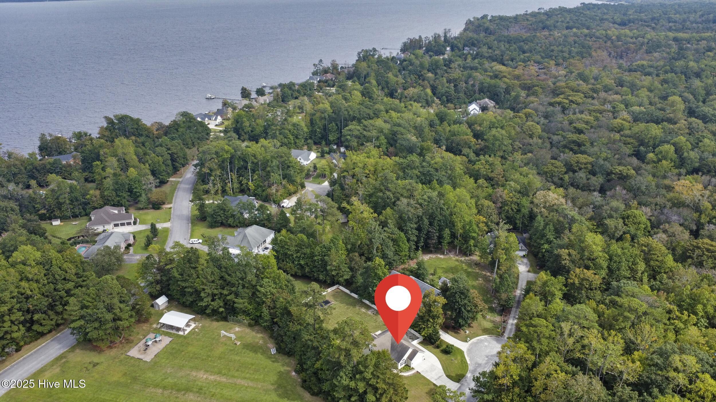 305 Drake Landing New Bern, NC 28560 - Photo 40 of 42 36_1