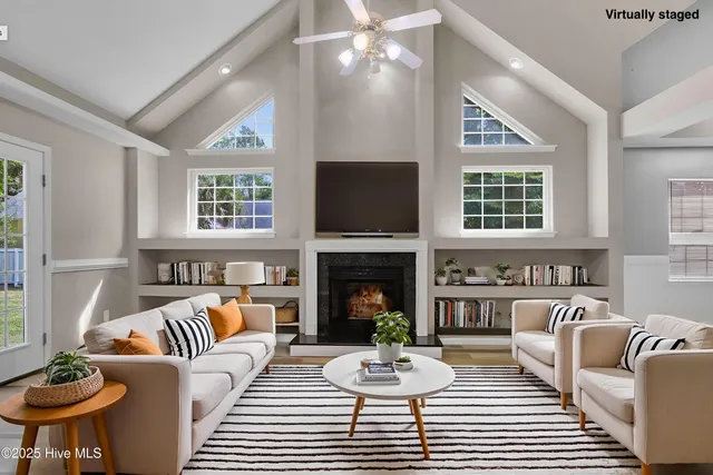 $395,000 | 305 Drake Landing, New Bern, NC 28560