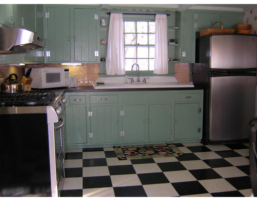 171 Mill Road Chelmsford, MA 01824 - Photo 5 of 8