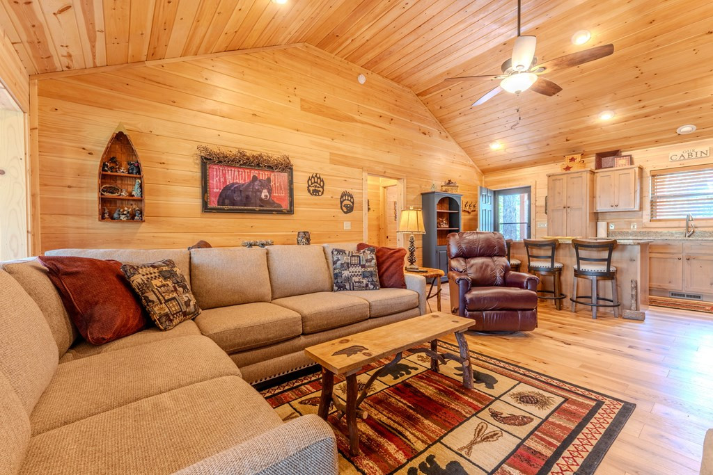 101 Abbygale Road Murphy, NC 28906 - Photo 13 of 44 Inviting Family Room