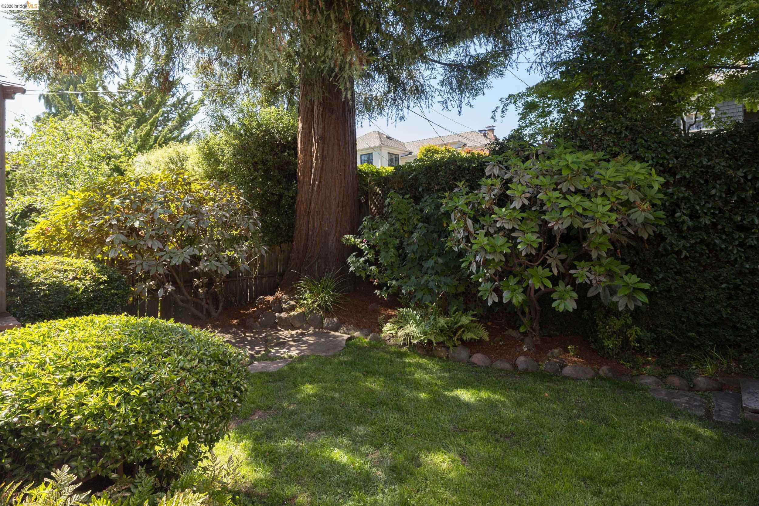 2909 Forest Avenue Berkeley, CA 94705 - Photo 32 of 65