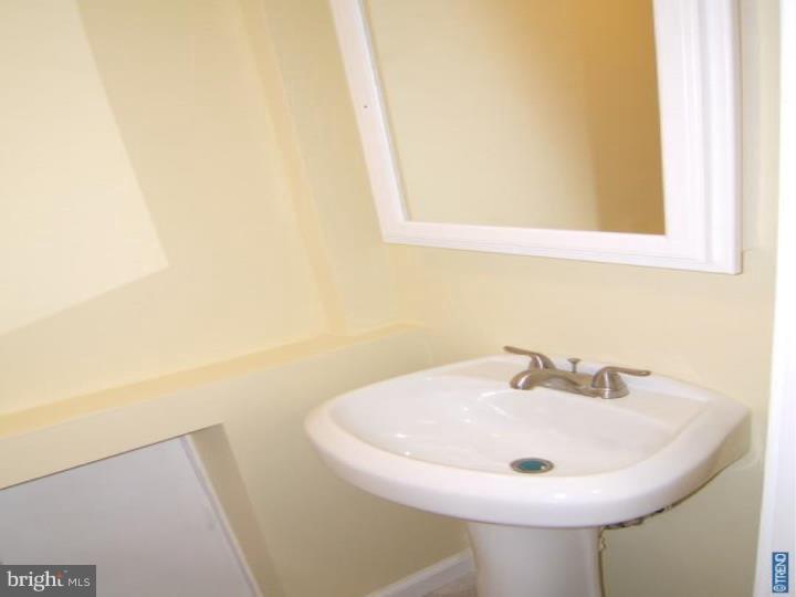 24 Cedarcroft Road Gibbsboro, NJ 08026 - Photo 8 of 14