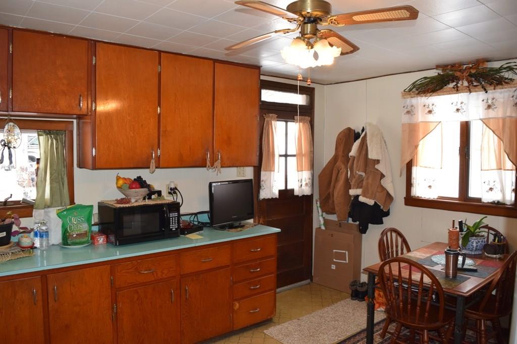 194 Riverside Road Vanderbilt, PA 15486 - Photo 3 of 19