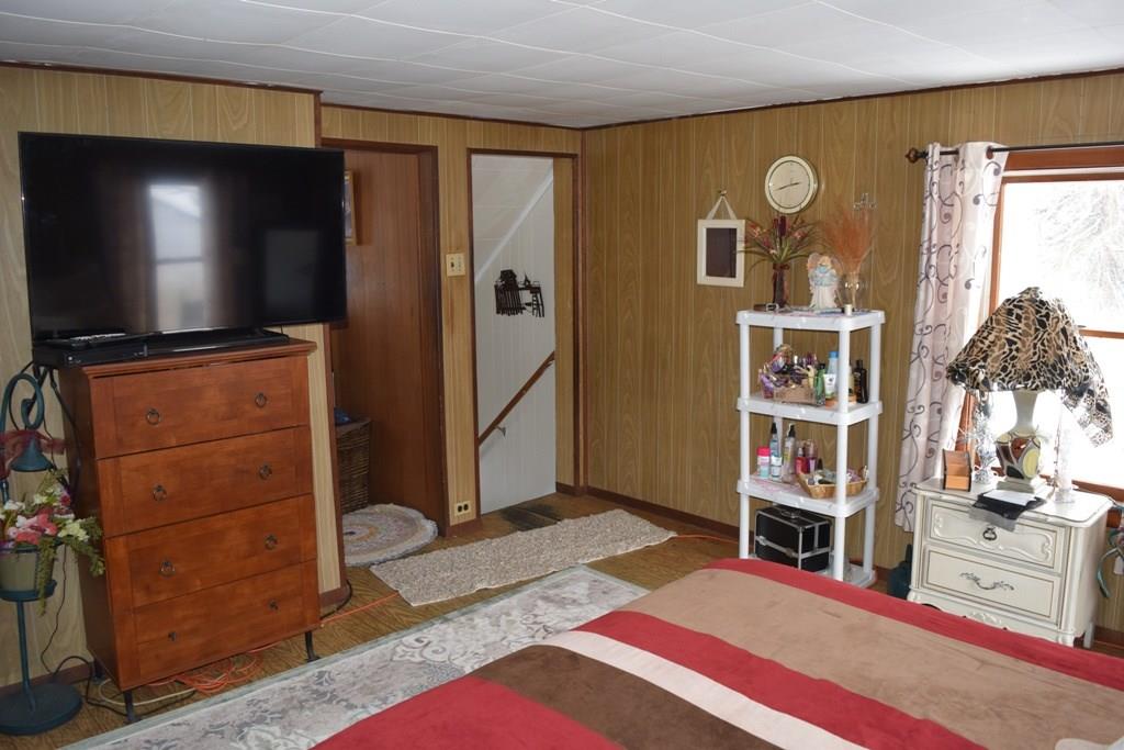 194 Riverside Road Vanderbilt, PA 15486 - Photo 9 of 19