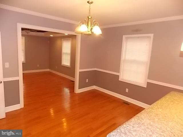 5501 Pilgrim Road Baltimore, MD 21214 - Photo 10 of 21 Dining Room