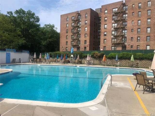 $315,000 | 224-24 Union Turnpike, Unit 6G | Oakland Gardens