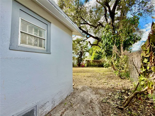 $2,700 | 5720 Northwest 23rd Avenue, Miami, FL 33142