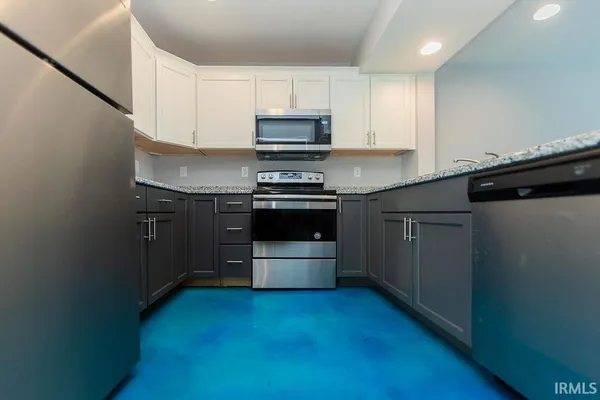 $2,100 | 1150 West Rangeview Circle, Bloomington, IN 47403