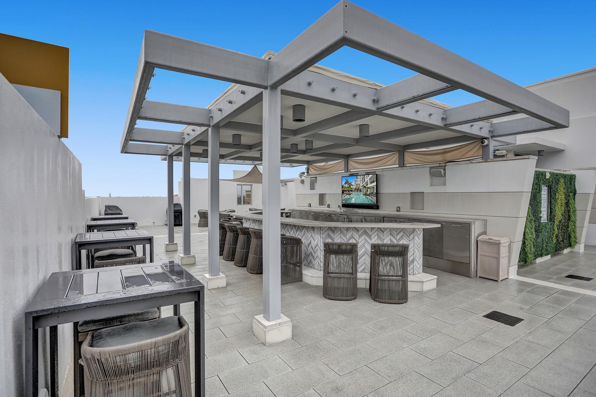 155 East Boca Raton Road, Unit 1210 Boca Raton, FL 33432 - Photo 41 of 51 bar