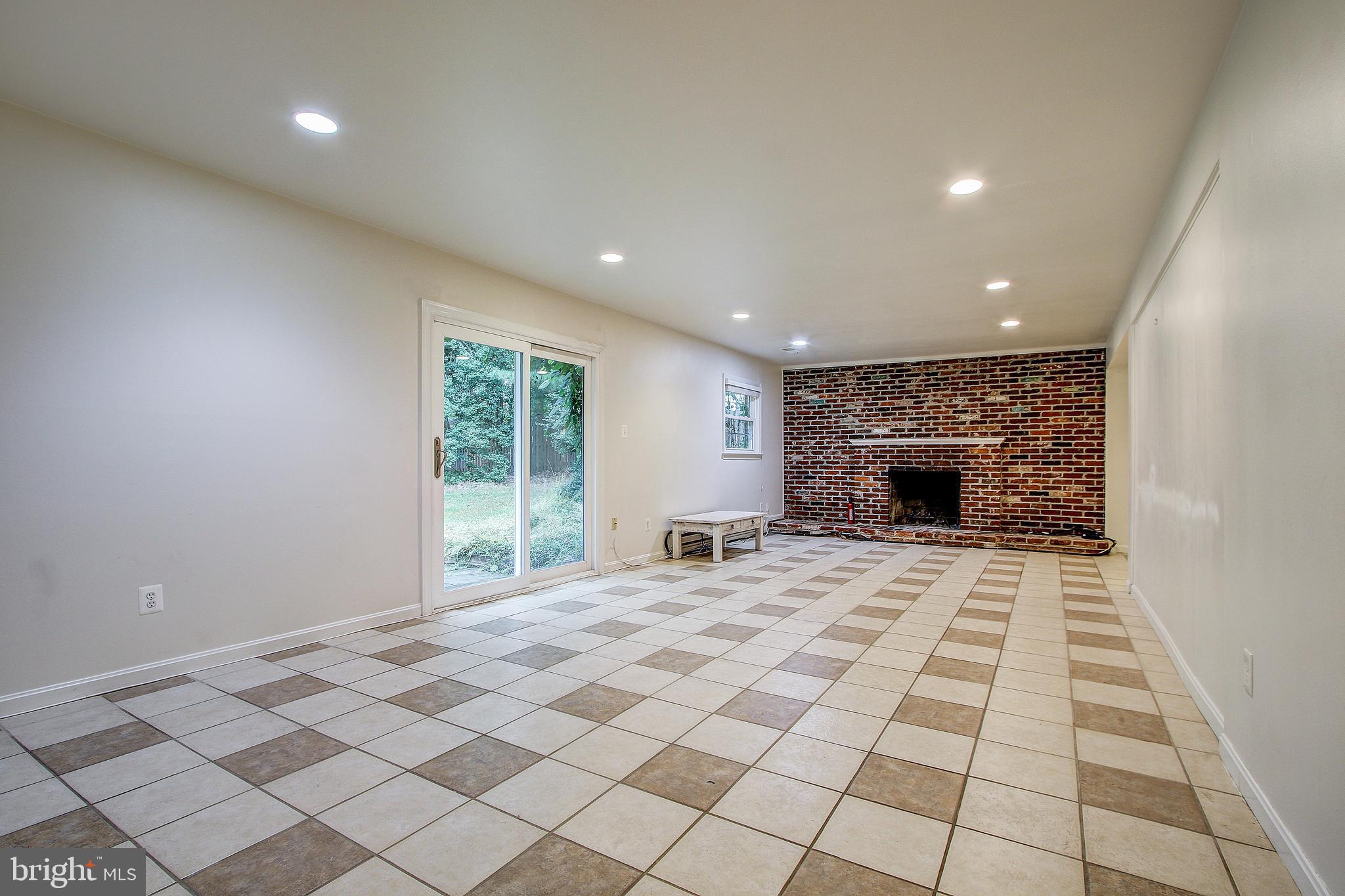 1591 Kimblewick Road Potomac, MD 20854 - Photo 30 of 39