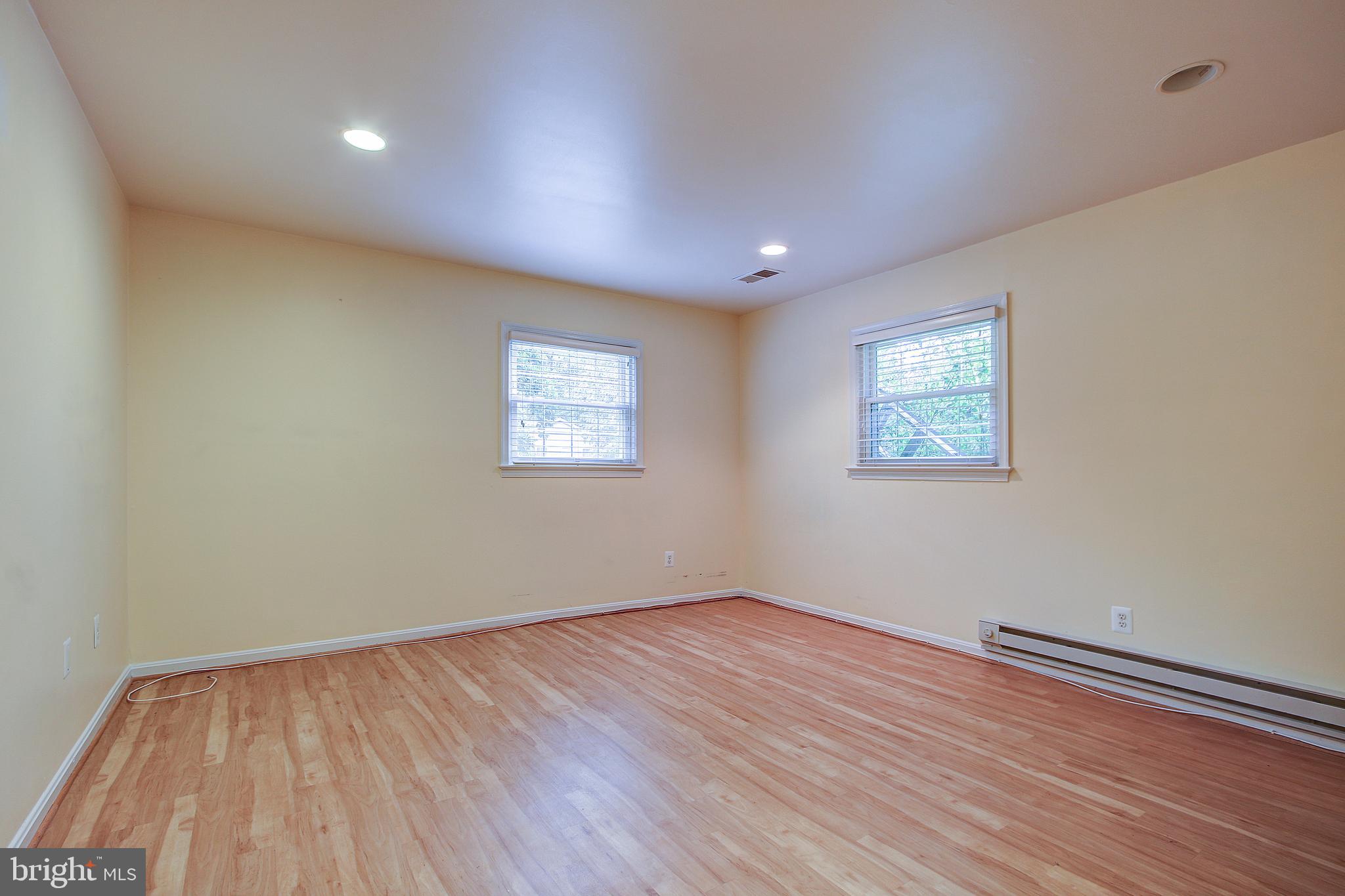 1591 Kimblewick Road Potomac, MD 20854 - Photo 35 of 39