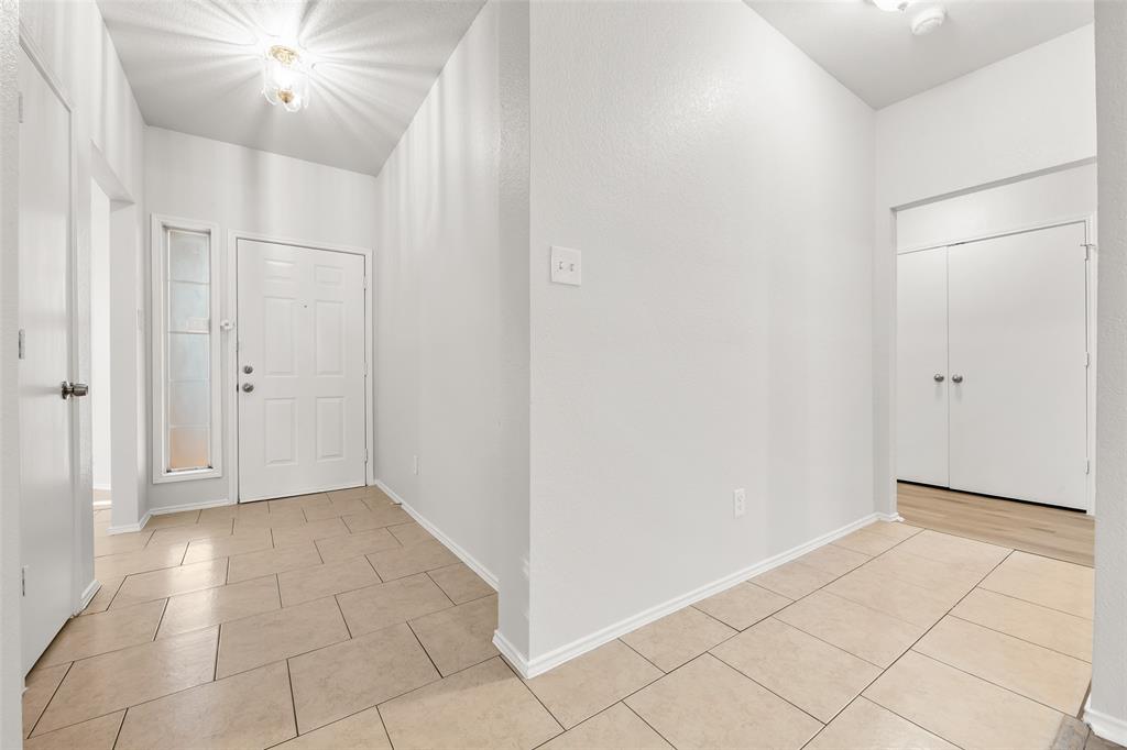 1732 Straus Road Cedar Hill, TX 75104 - Photo 3 of 19