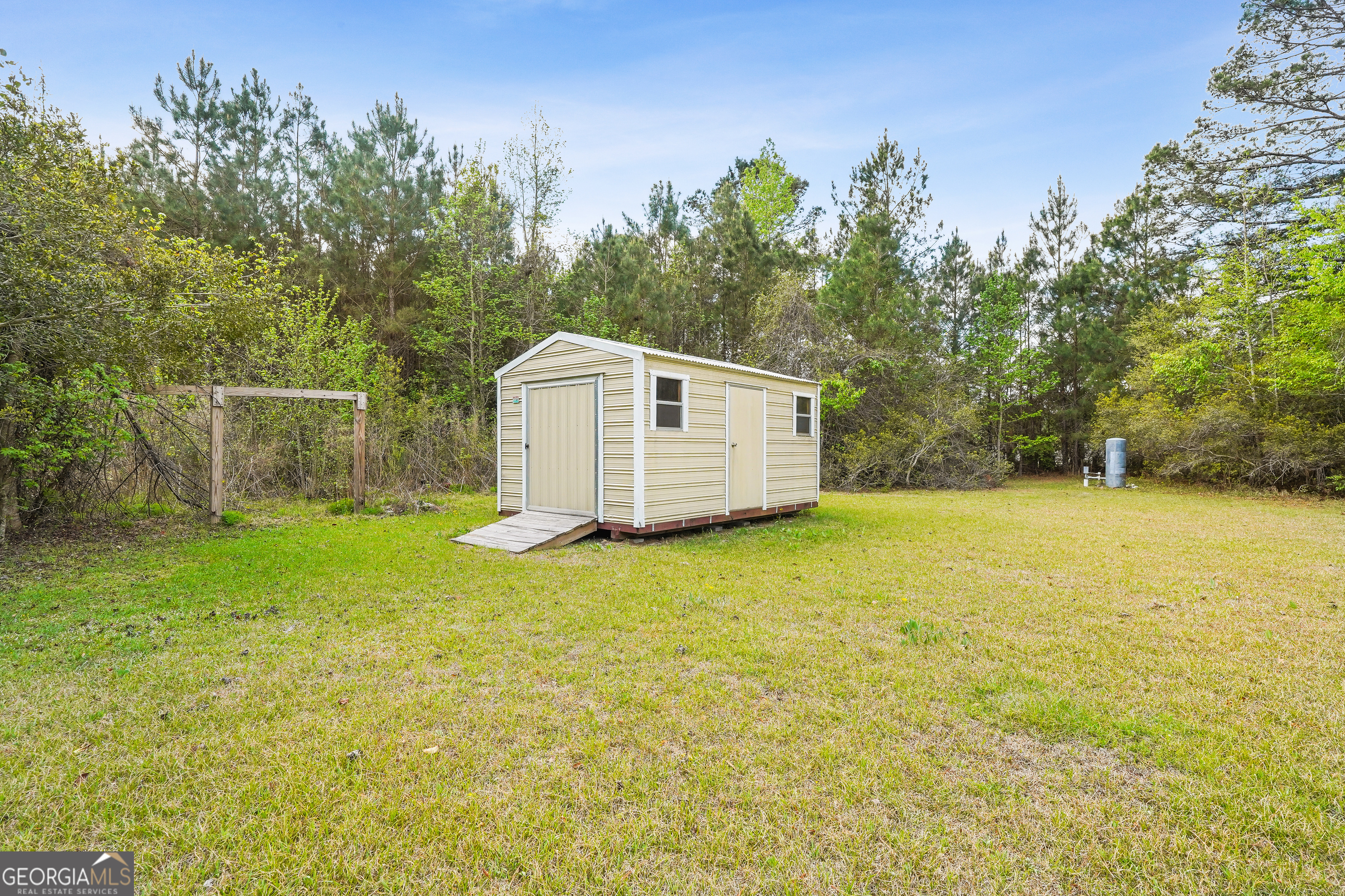 1298 Lee Road Pembroke, GA 31321 - Photo 4 of 56