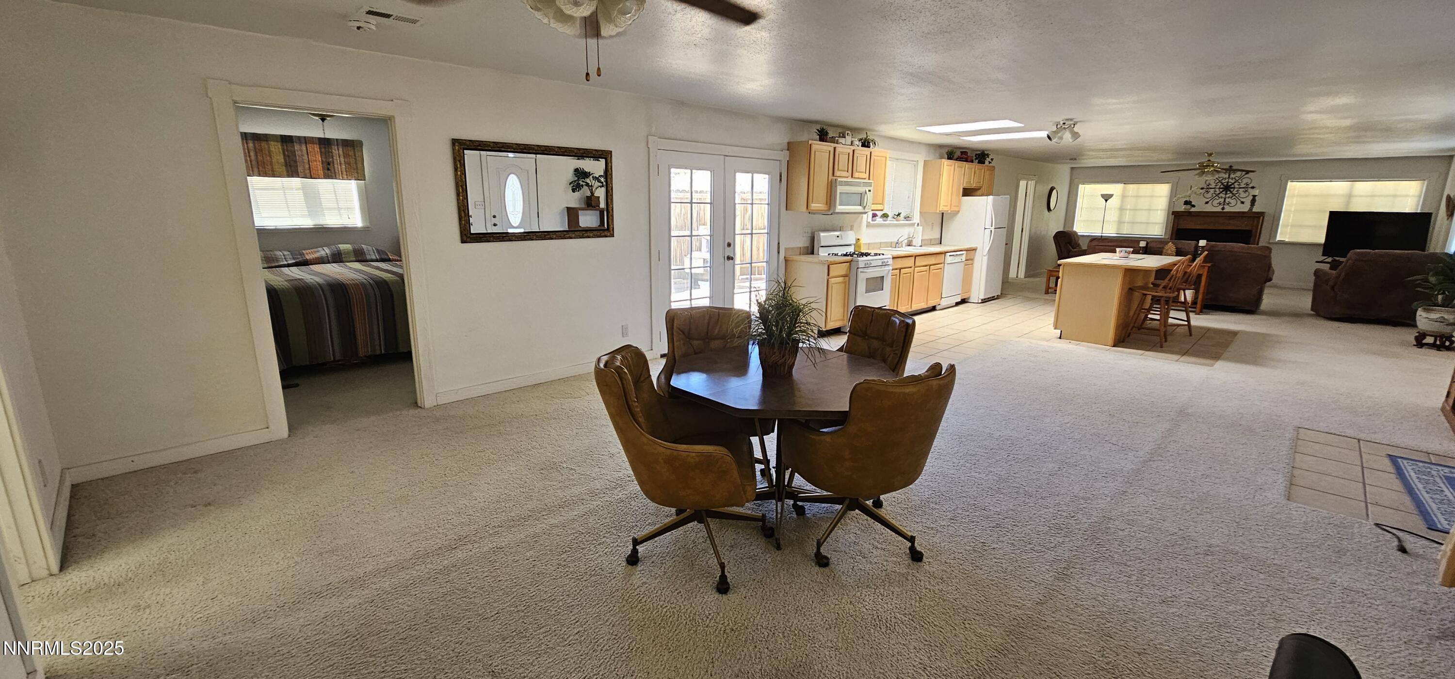 155 James Court Kingston, NV 89310 - Photo 18 of 47 Dining Area into the Kitchen