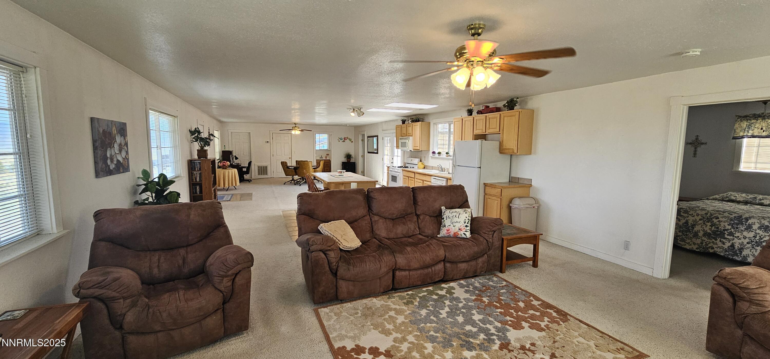 155 James Court Kingston, NV 89310 - Photo 27 of 47 Open and airy living space