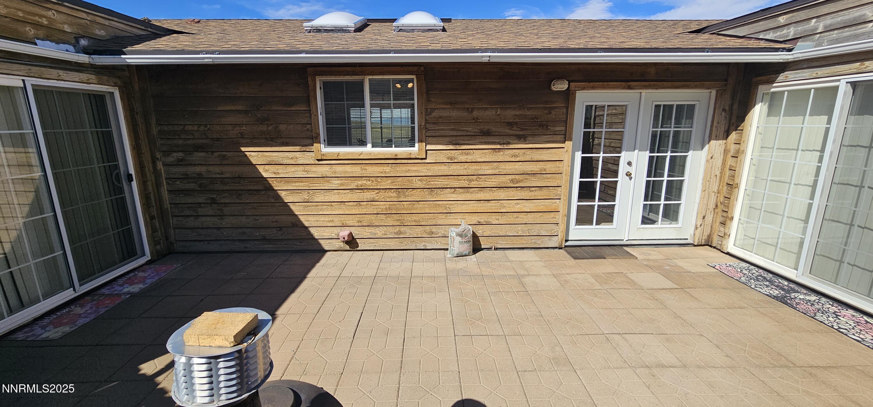 155 James Court Kingston, NV 89310 - Photo 32 of 47 Breezeway