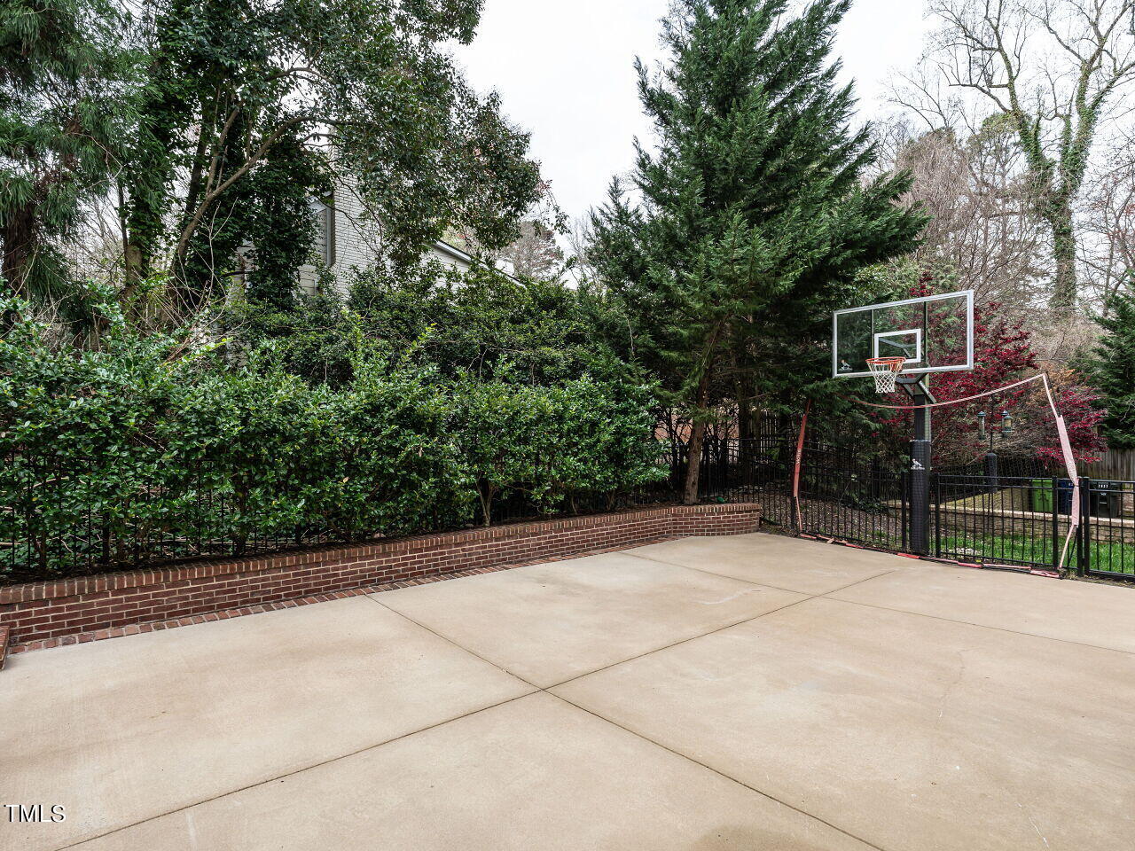 2635 Davis Street Raleigh, NC 27608 - Photo 46 of 46 rear parking / play area