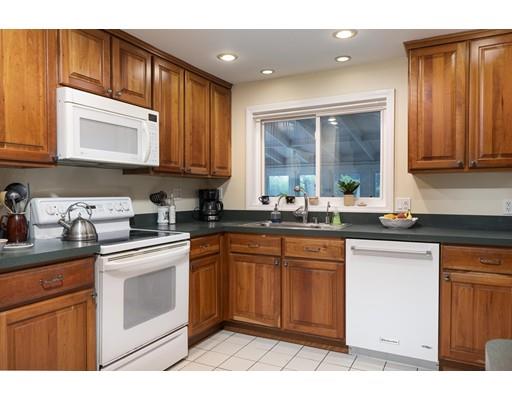 75 Hemenway Road Framingham, MA 01701 - Photo 7 of 31