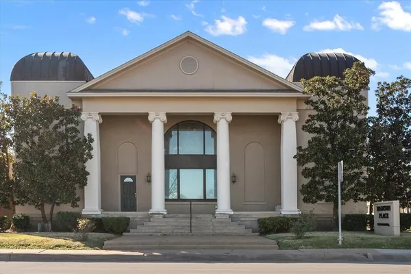 $199,900 | 603 West 6th Avenue, Unit 203, Corsicana, TX 75110