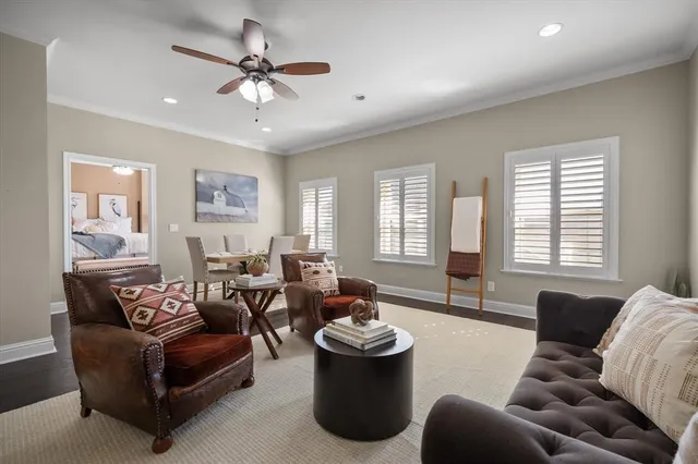 $199,900 | 603 West 6th Avenue, Unit 203, Corsicana, TX 75110