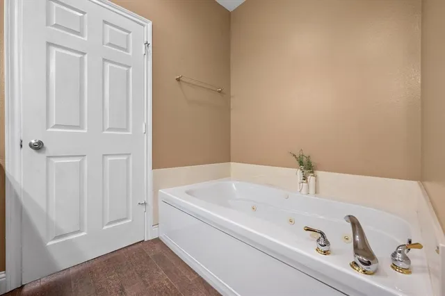 $199,900 | 603 West 6th Avenue, Unit 203, Corsicana, TX 75110