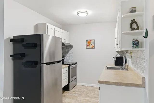 $169,900 | 318 D Coventry Court, Lakewood, NJ 08701