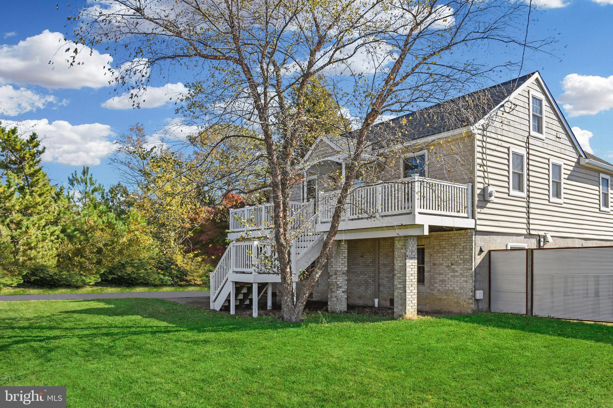 1715 Little Creek Road Chester, MD 21619 - Photo 13 of 58 Side Elevation View