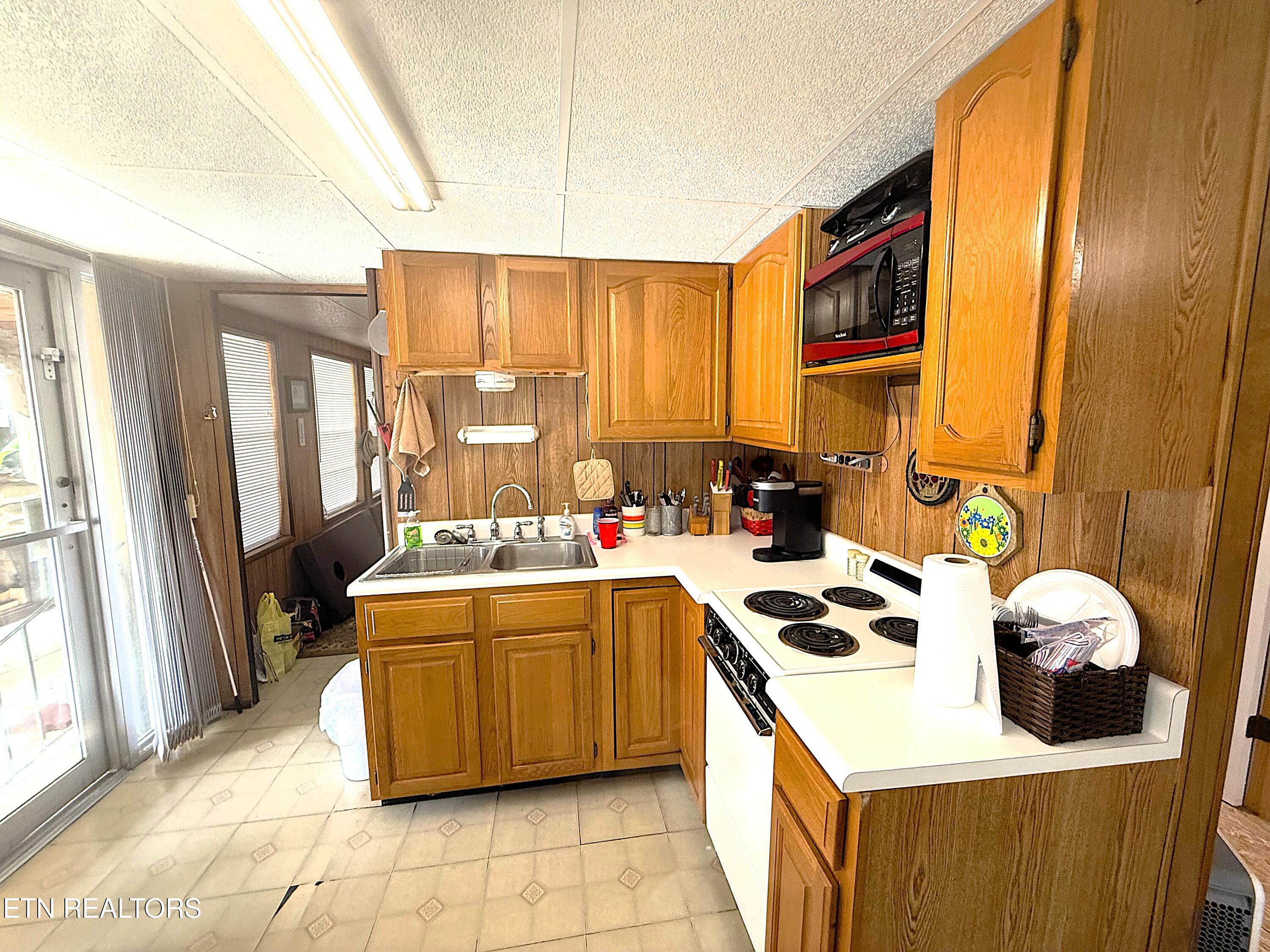 7915 Carnes Road Townsend, TN 37882 - Photo 5 of 20 7