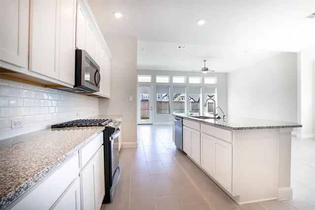 $2,800 | 2219 Grapewood Lane, Katy, TX 77494