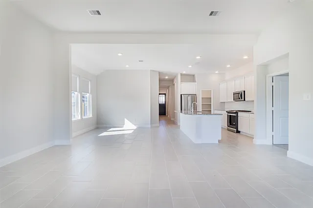 $2,800 | 2219 Grapewood Lane, Katy, TX 77494