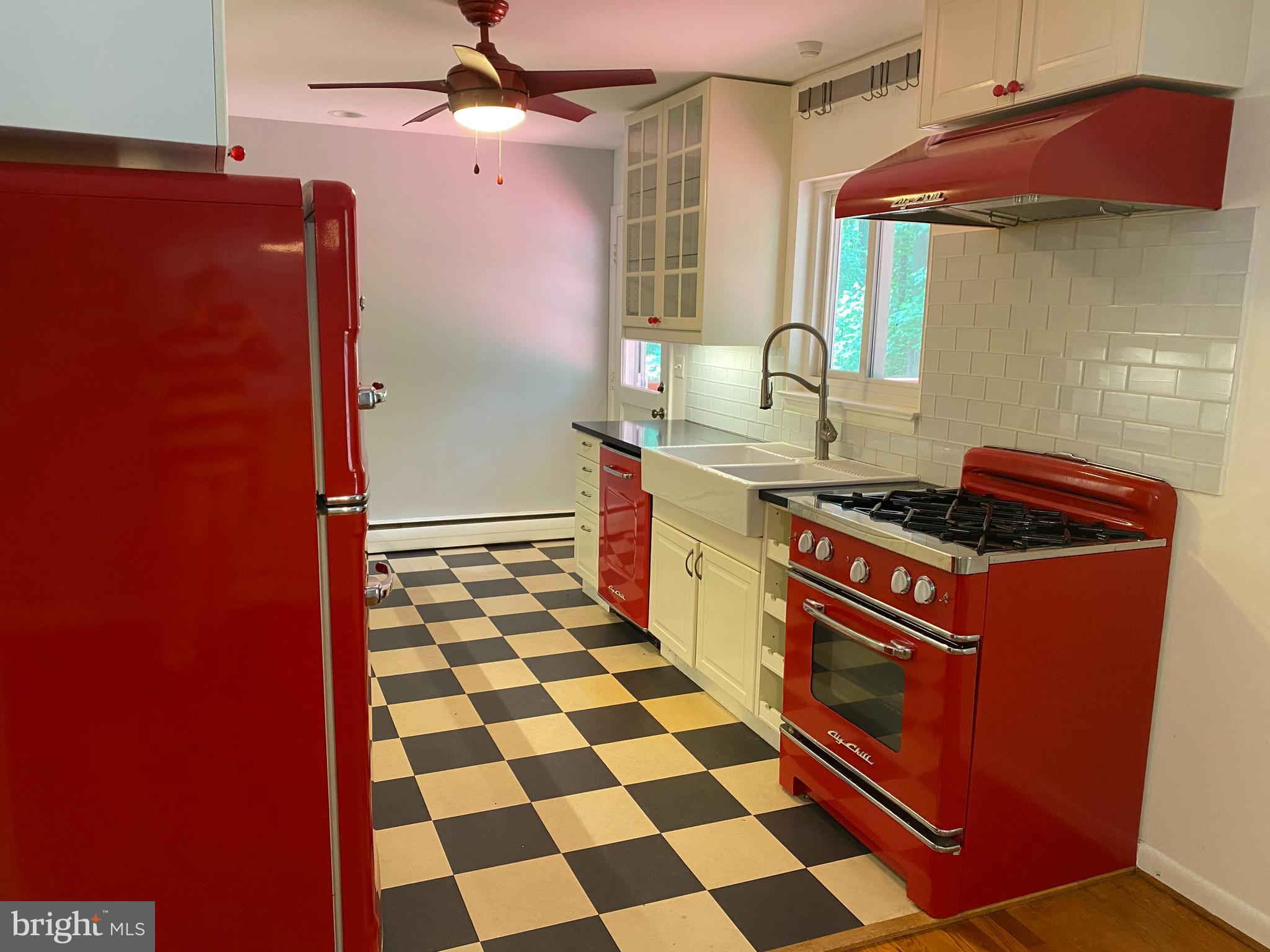 11004 Emack Road Beltsville, MD 20705 - Photo 14 of 64 GAS STOVE WITH HOOD, VINYL FLOORING