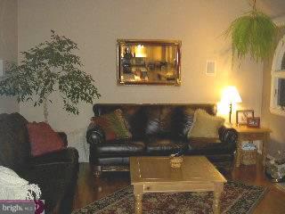 427 Stanford Road Fairless Hills, PA 19030 - Photo 4 of 6 Gallery Image 4