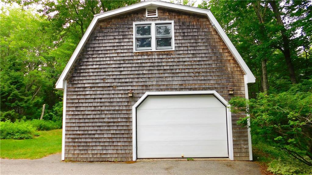 88 Paul Bunyan Road Corea, ME 04624 - Photo 4 of 33 Photo