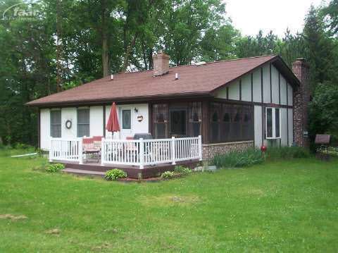 10369 North Webster Road Clio, MI 48420 - Photo 17 of 21 20346270-16.JPG