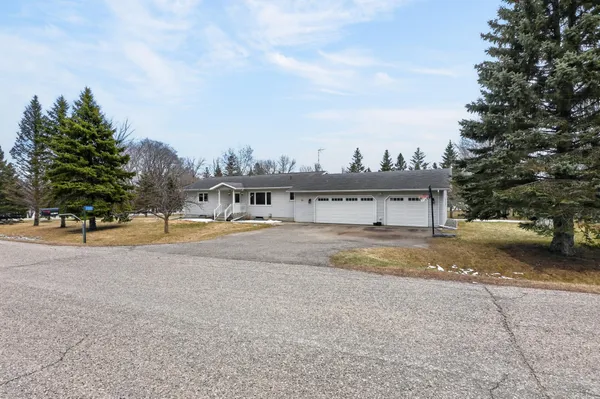 $372,500 | 1331 Melody Lane, Alexandria, MN 56308