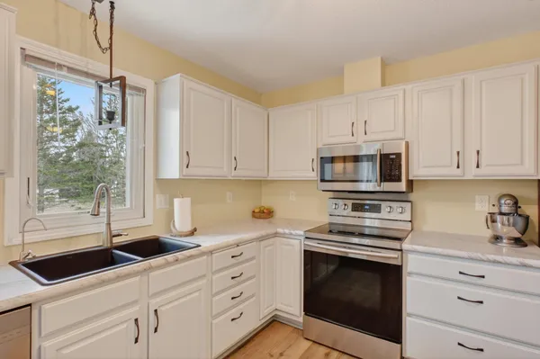 $372,500 | 1331 Melody Lane, Alexandria, MN 56308