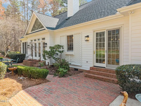 $850,000 | 1000 Long Barrow Court, Raleigh, NC 27614