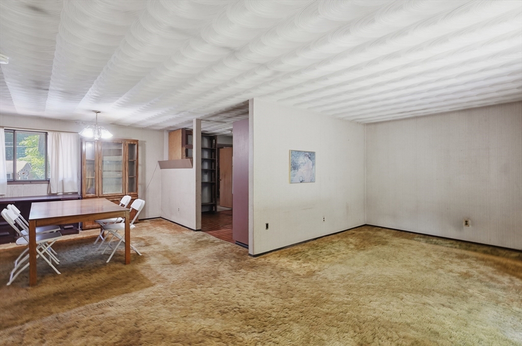 4 Porter Road Chelmsford, MA 01824 - Photo 7 of 32 Gallery Image 7