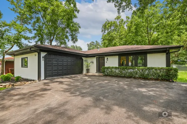 $399,900 | 20023 Wolf Road, Mokena, IL 60448