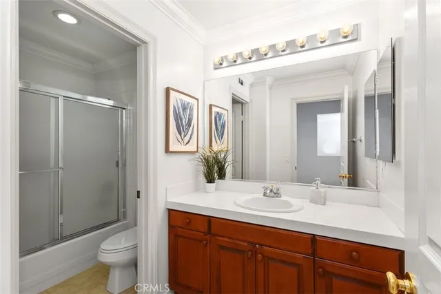 $2,435,000 | 6632 Cedarwood Drive, Huntington Beach, CA 92648