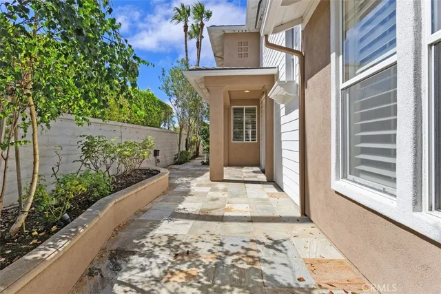 $2,435,000 | 6632 Cedarwood Drive, Huntington Beach, CA 92648