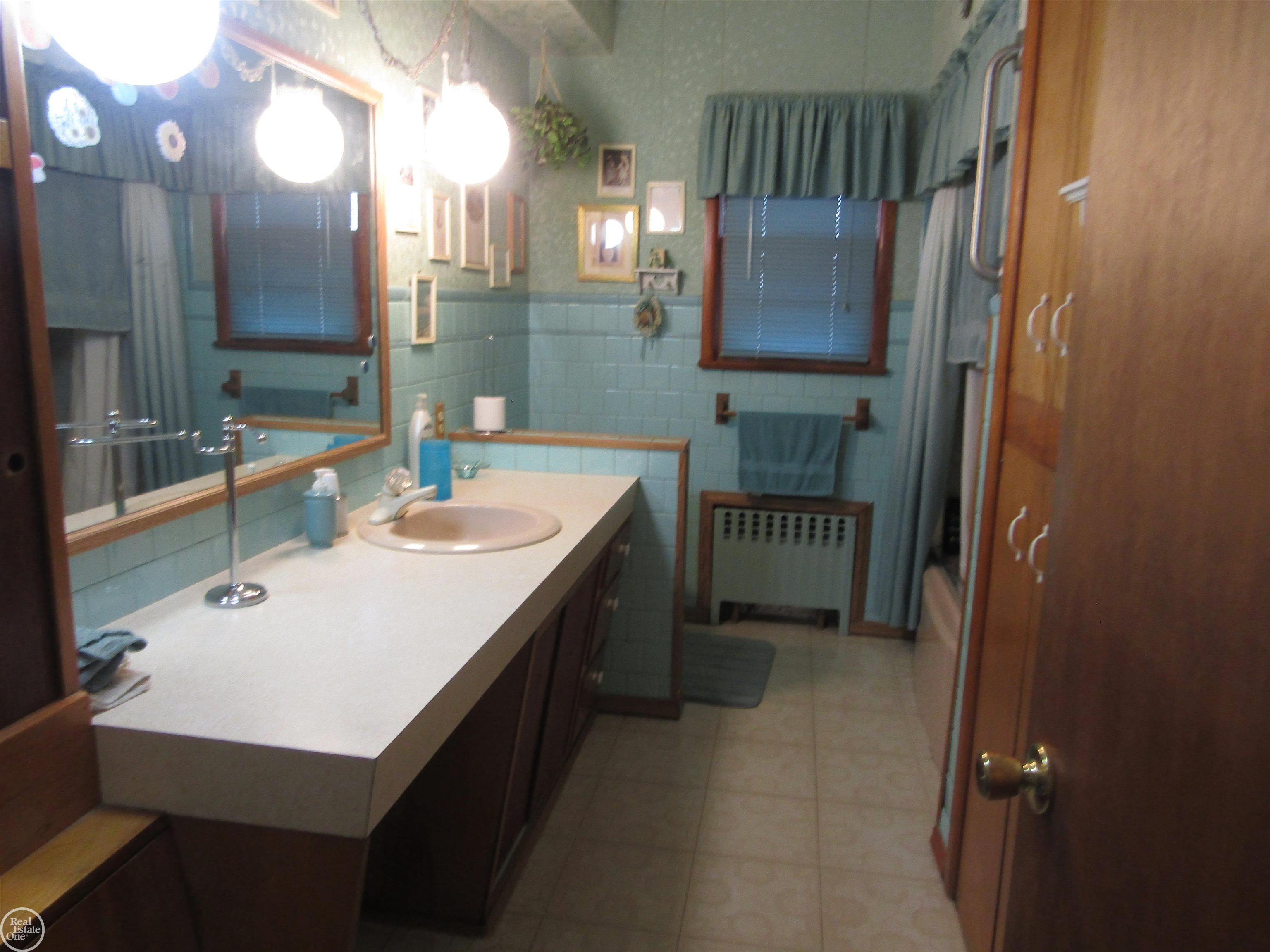 14870 Sharrard Road Allenton, MI 48002 - Photo 27 of 29