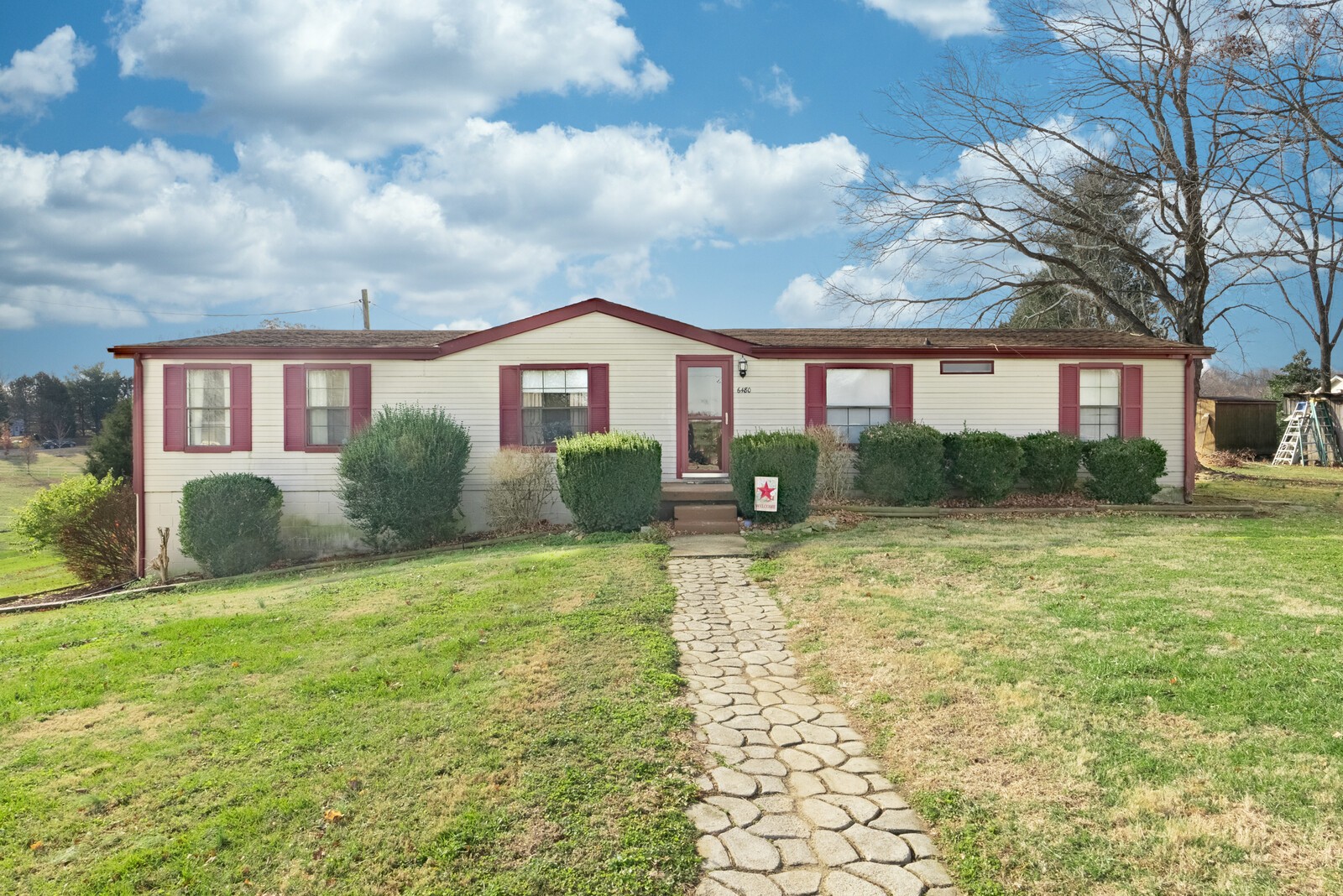 6480 Highway 161 Springfield, TN 37172 - Photo 1 of 20 a view of a house with backyard and garden