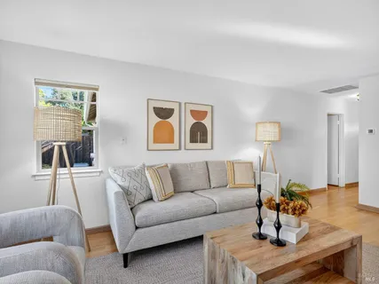 $825,000 | 2219 Grace Drive, Santa Rosa, CA 95404