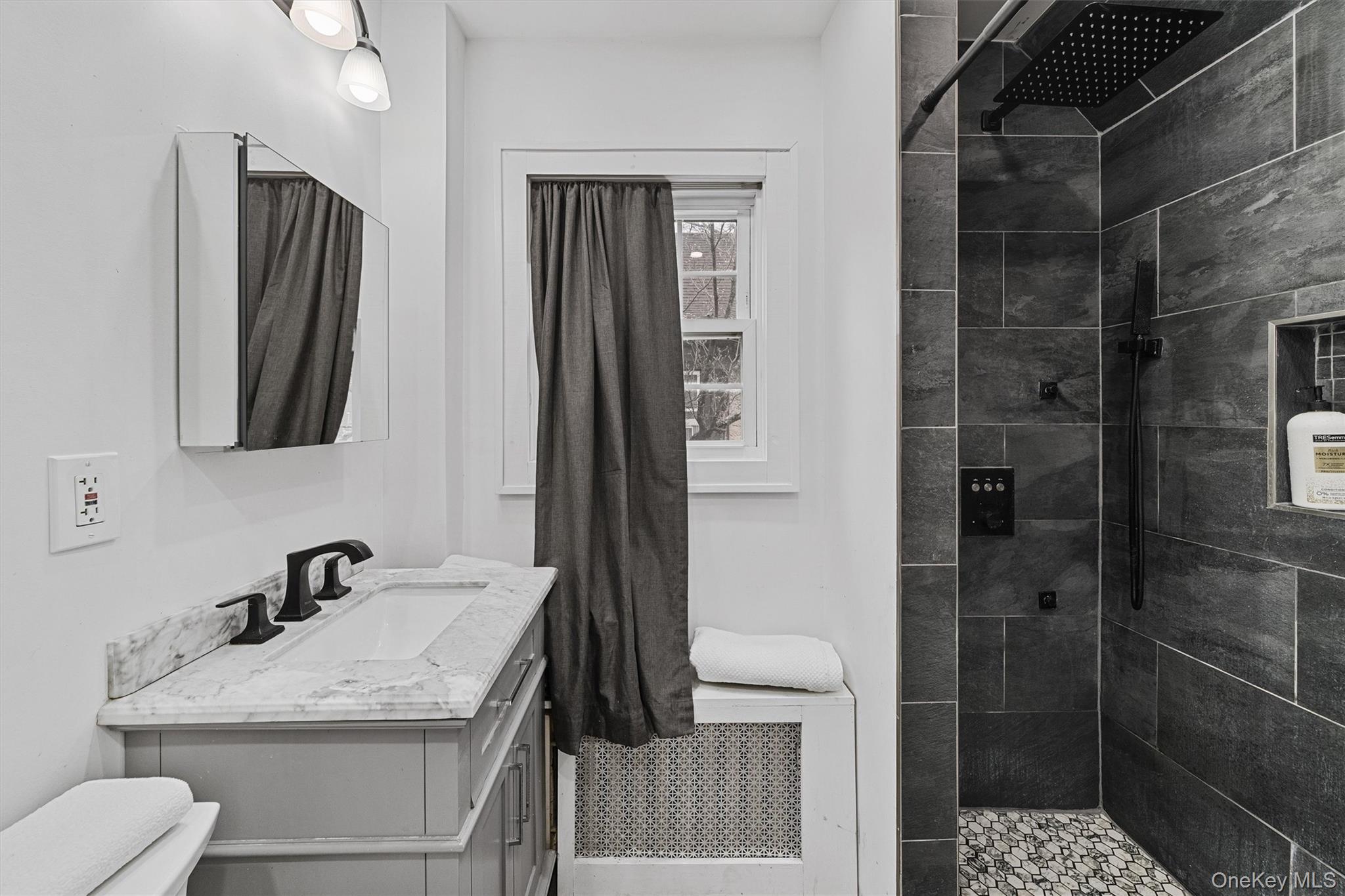 112 Ralph Avenue White Plains, NY 10606 - Photo 20 of 30