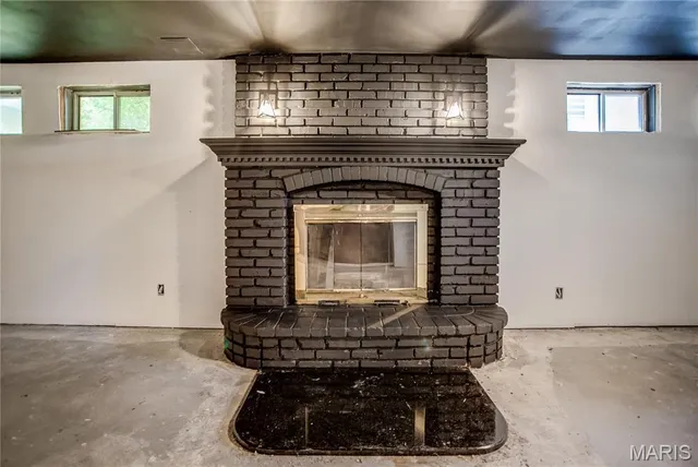 $499,900 | 5868 Hightower Drive, St. Louis, MO 63128