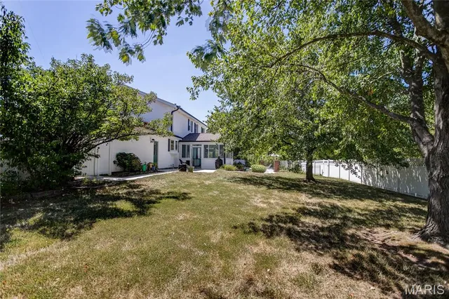 $499,900 | 5868 Hightower Drive, St. Louis, MO 63128