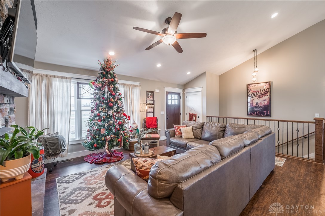 160 East Rusk Road Troy, OH 45373 - Photo 8 of 44 Gallery Image 8